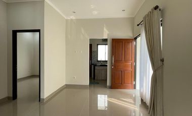 Dijual Rumah Satu Lantai Siap Huni di Plumeria Residence Graha Bintaro