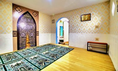 Dijual Hotel Aktif 2 Lantai Full Furnished di Buah Batu Bandung