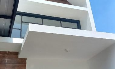 Rumah ready siap huni di Cerme free biaya-biaya