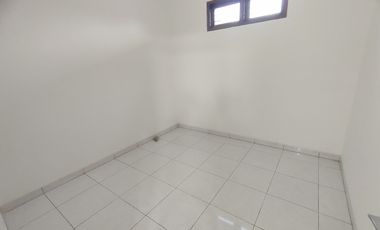 JUAL CEPAT Rumah Baru Renovasi di Taman Kopo Indah III Blok A