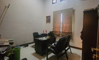 Rumah di kawasan tengah dekat ke TK dan SD Dharmayudha Pekanbaru.