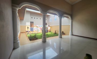 Rumah di kawasan tengah dekat ke TK dan SD Dharmayudha Pekanbaru.