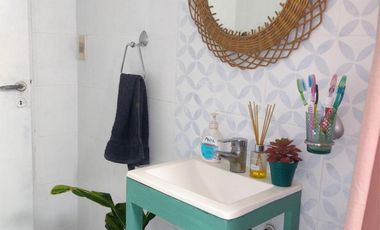 Casa con jardin mas departamento  en block