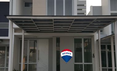 Disewakan Rumah Jakarta Garden City Cakung - Jakarta Timur