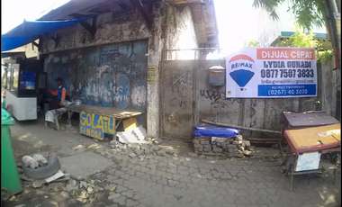 Di Jual Cepat (BU) Ex Ruko pinggir jalan Besar Tuparev di Karawang