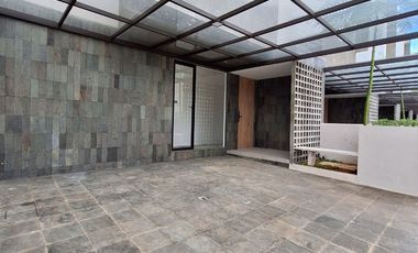 Rumah 2 lantai mewah di Serpong cukup 10 juta ALL IN