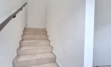 Rumah 2 lantai mewah di Serpong cukup 10 juta ALL IN