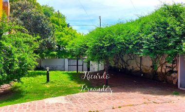 HERMOSA CASA FAMILIAR EN DOS PLANTAS