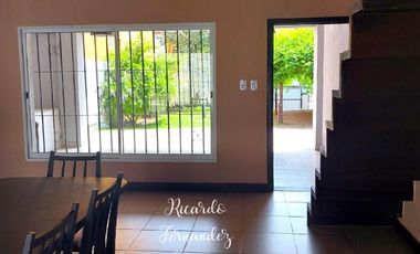 HERMOSA CASA FAMILIAR EN DOS PLANTAS