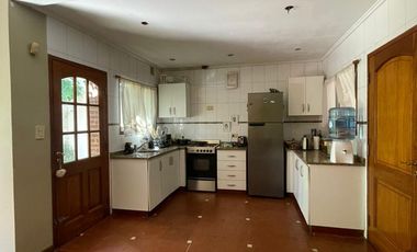 Hermoso Chalet en Adrogué.