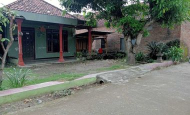 Jual rumah murah di ngampungan bareng Jombang 60 meter ke jlnkabupaten