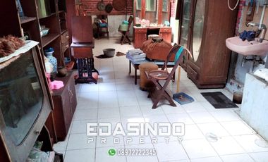 Rumah Ponorogo Tambakbayan Utara Alun Alun
