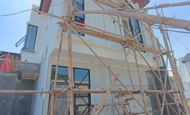 Hunian Mewah Nyaman Di Cisaranten