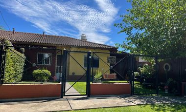 Hermosa casa en Barrio Santa Ana