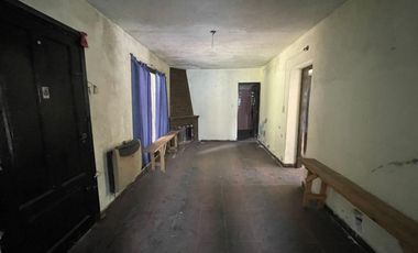 Excelente casa sobre Mitre