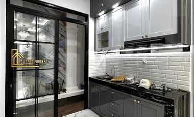 Rumah mewah harga murah  di jakarta selatan dekat pintu tol cilandak