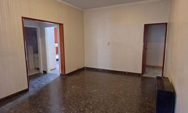 CASA 4 AMB CON GARAGE Y QUINCHO