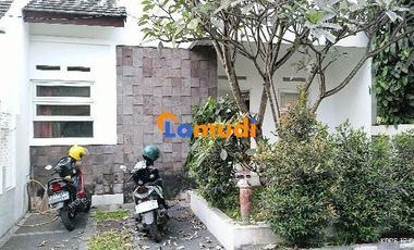 2 Lantai di Sariwangi bandung Utara