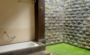 Dijual Rumah Lux  1 lantai   full furnished dengan kolam renang