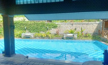 Dijual Rumah Lux  1 lantai   full furnished dengan kolam renang