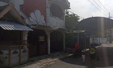 Rumah 2 lantai luas 119 m2 harga 1,9 Milyar di Waru, Sidoarjo