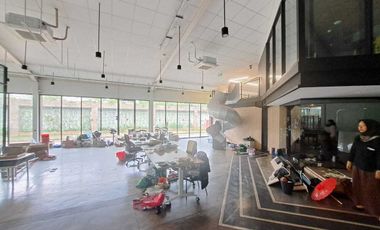 Sewa Ruang Usaha 714 m2 Utk Resto, Bar, Showroom, Gym dll di Kuningan