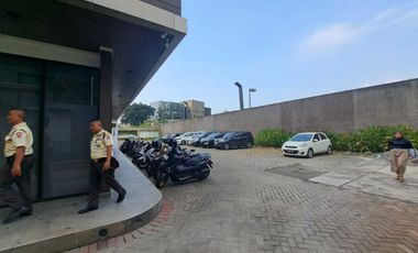 Sewa Ruang Usaha 714 m2 Utk Resto, Bar, Showroom, Gym dll di Kuningan