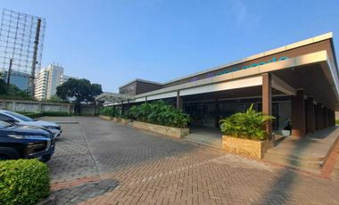 Sewa Ruang Usaha 714 m2 Utk Resto, Bar, Showroom, Gym dll di Kuningan