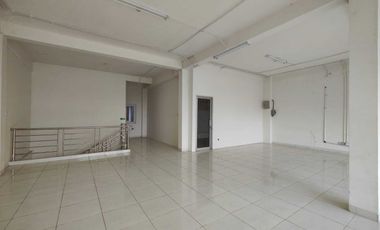 Murah Ruko 2 gandeng plong, ex kantor,  rolling door, partisi lengkap