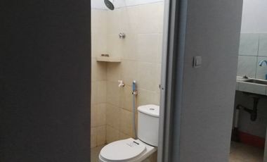 Kontrakan Tahunan 2KT Nyaman dekat Setu di Jagakarsa