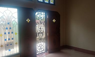 Dijual rumah mewah 856/912 di Demang Pinggir jalan aspal Palembang