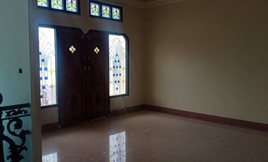 Dijual rumah mewah 856/912 di Demang Pinggir jalan aspal Palembang