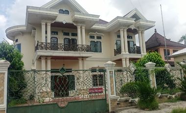 Dijual rumah mewah 856/912 di Demang Pinggir jalan aspal Palembang