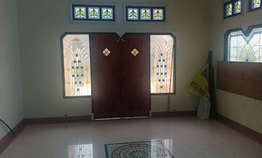 Dijual rumah mewah 856/912 di Demang Pinggir jalan aspal Palembang