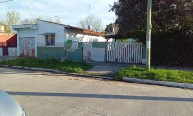 CASA EN VENTA EN GONZALEZ CATAN