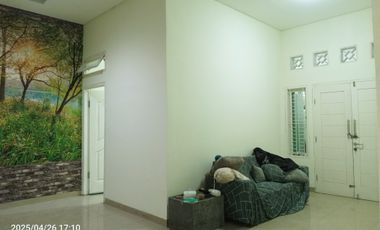 Disewakan Rumah bagus kokoh siap huni kawasan Pejaten barat Jaksel