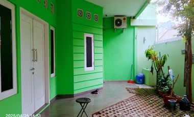 Disewakan Rumah bagus kokoh siap huni kawasan Pejaten barat Jaksel