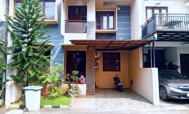 Disewakan Rumah bagus kokoh siap huni kawasan Pejaten barat Jaksel