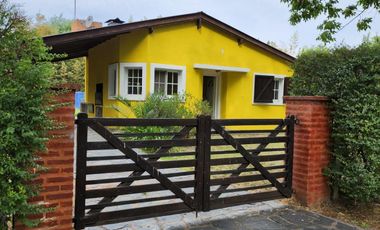 CASA 3 AMB EN BARRIO CERRADO C/ PISCINA Y PARQUE