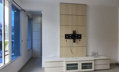 DISEWAKAN RUMAH CLUSTER CAMAR INDAH FURNISH FULL RENOV