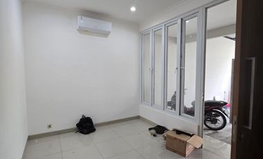 DISEWAKAN RUMAH CLUSTER CAMAR INDAH FURNISH FULL RENOV