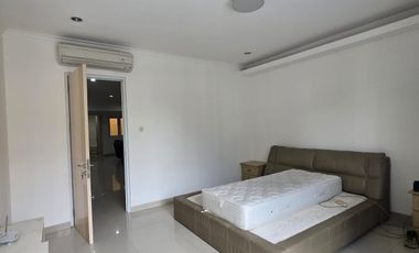 DISEWAKAN RUMAH CLUSTER CAMAR INDAH FURNISH FULL RENOV