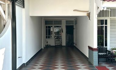 Dijual Rumah Full Furnished Jalan Poligon Palembang