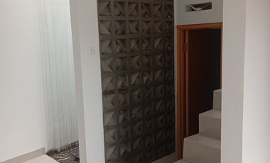 TERMURAH,hunian 2 lantai fasilitas lengkap dibuahbatu