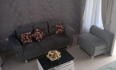 Rumah  Elagant 2 Lantai SHM Lokasi Cibeurem Bandung