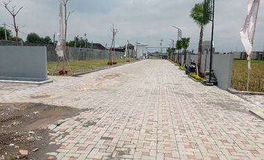 RUMAH CLUSTER SOLO BARU DEKAT RS DR OEN