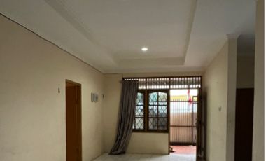 Disewakan Rumah Jalan Madrasah Cipinang Cempedak Jakarta Timur