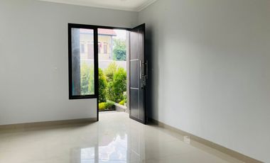 Rumah Siap Huni Ujung Aspal Jatiwarna, Dekat Tol, Free Biaya2