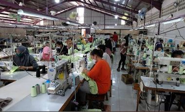 Jual cepat gudang + tanah siap usaha lokasi strategis