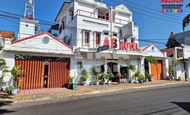 Dijual Hotel Full Furniture di Pusat Kota Banyuwangi